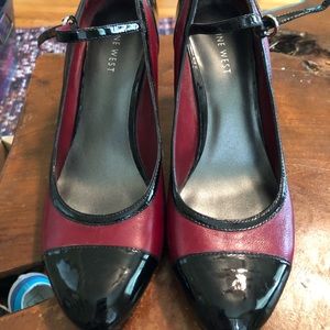 Cute two tone Mary Jane heels